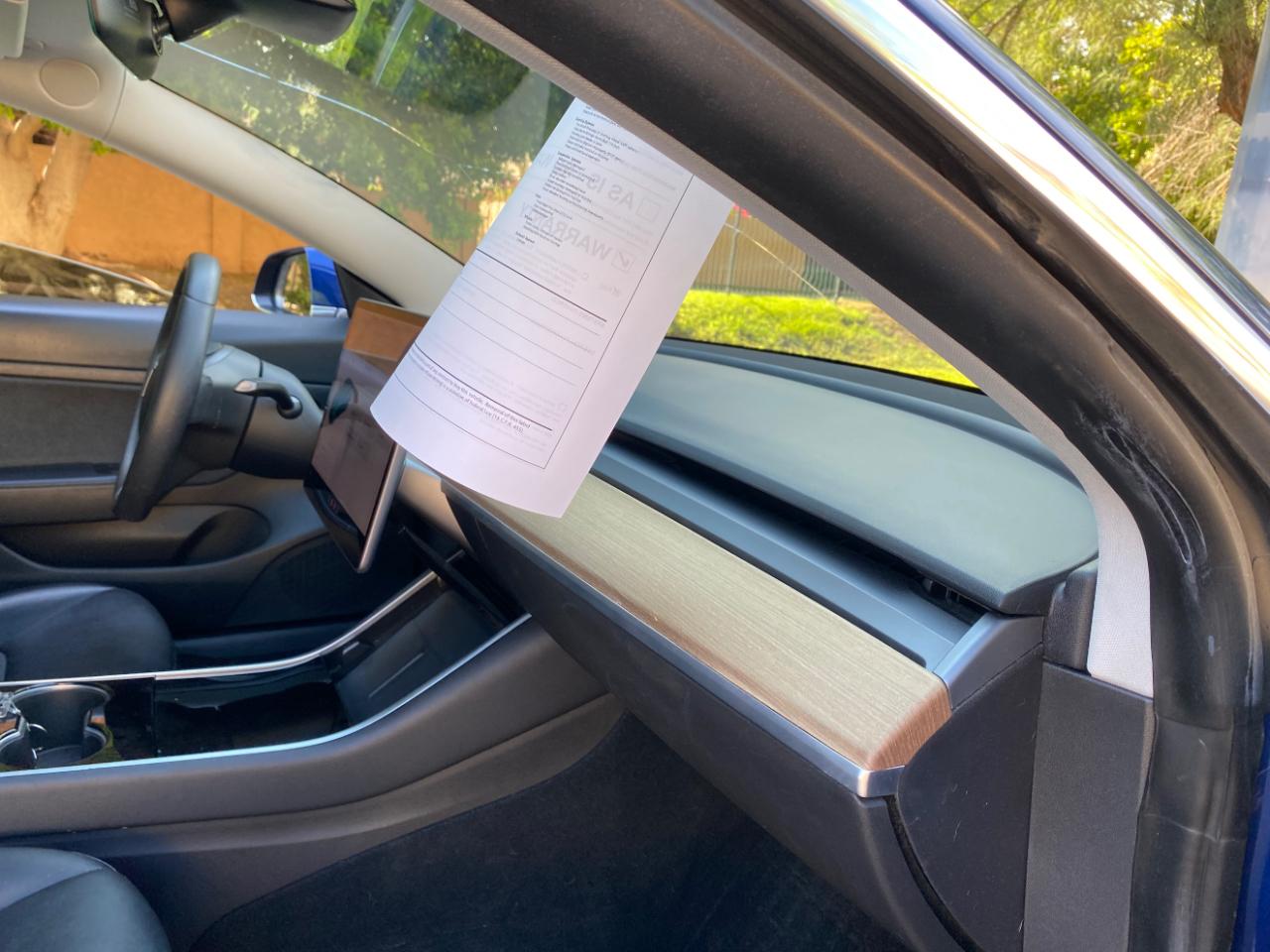 Tesla Model 3 Standard Range RWD 2020