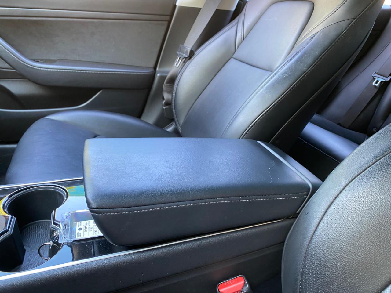 Tesla Model 3 Standard Range RWD 2020