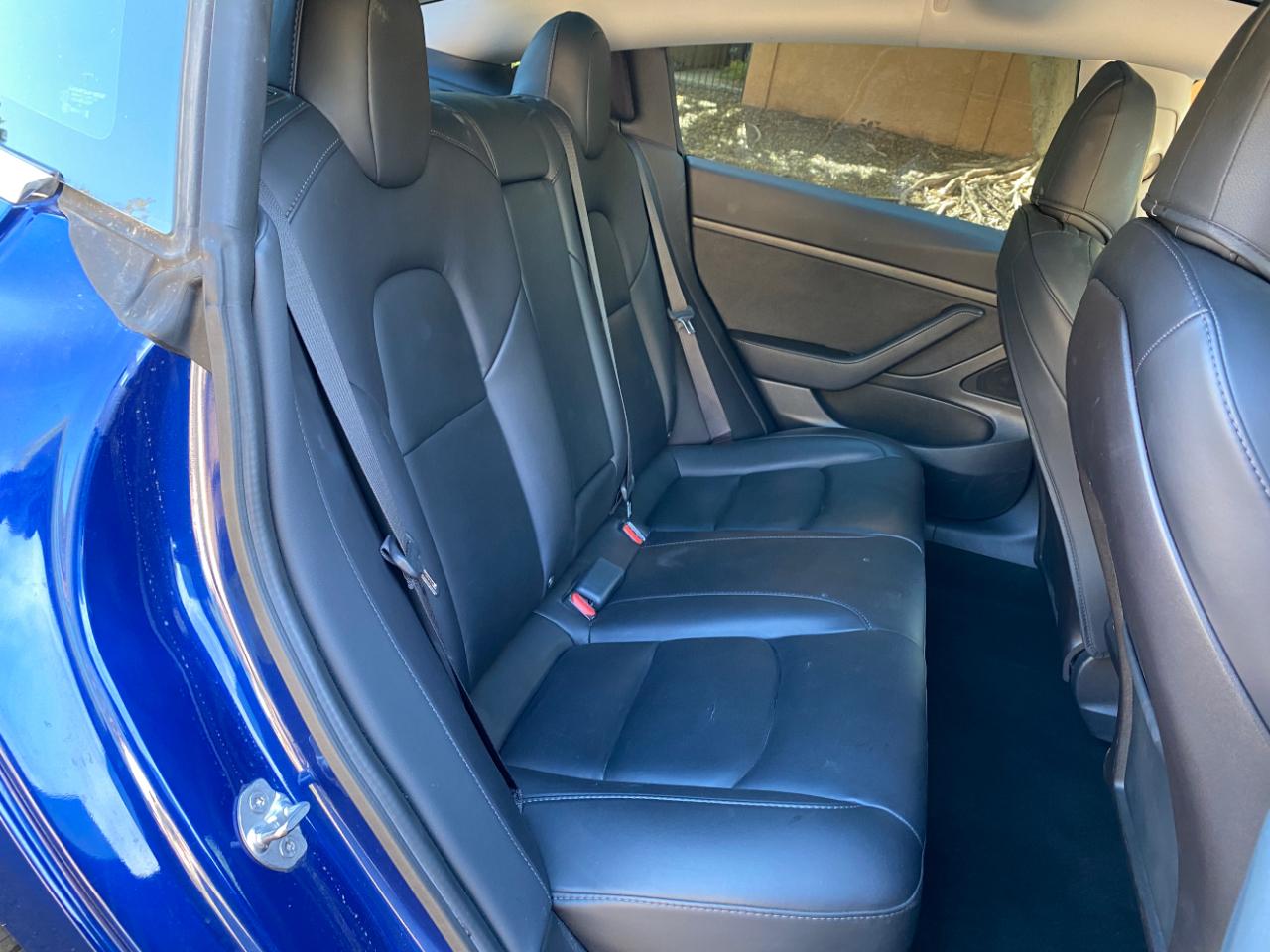 Tesla Model 3 Standard Range RWD 2020