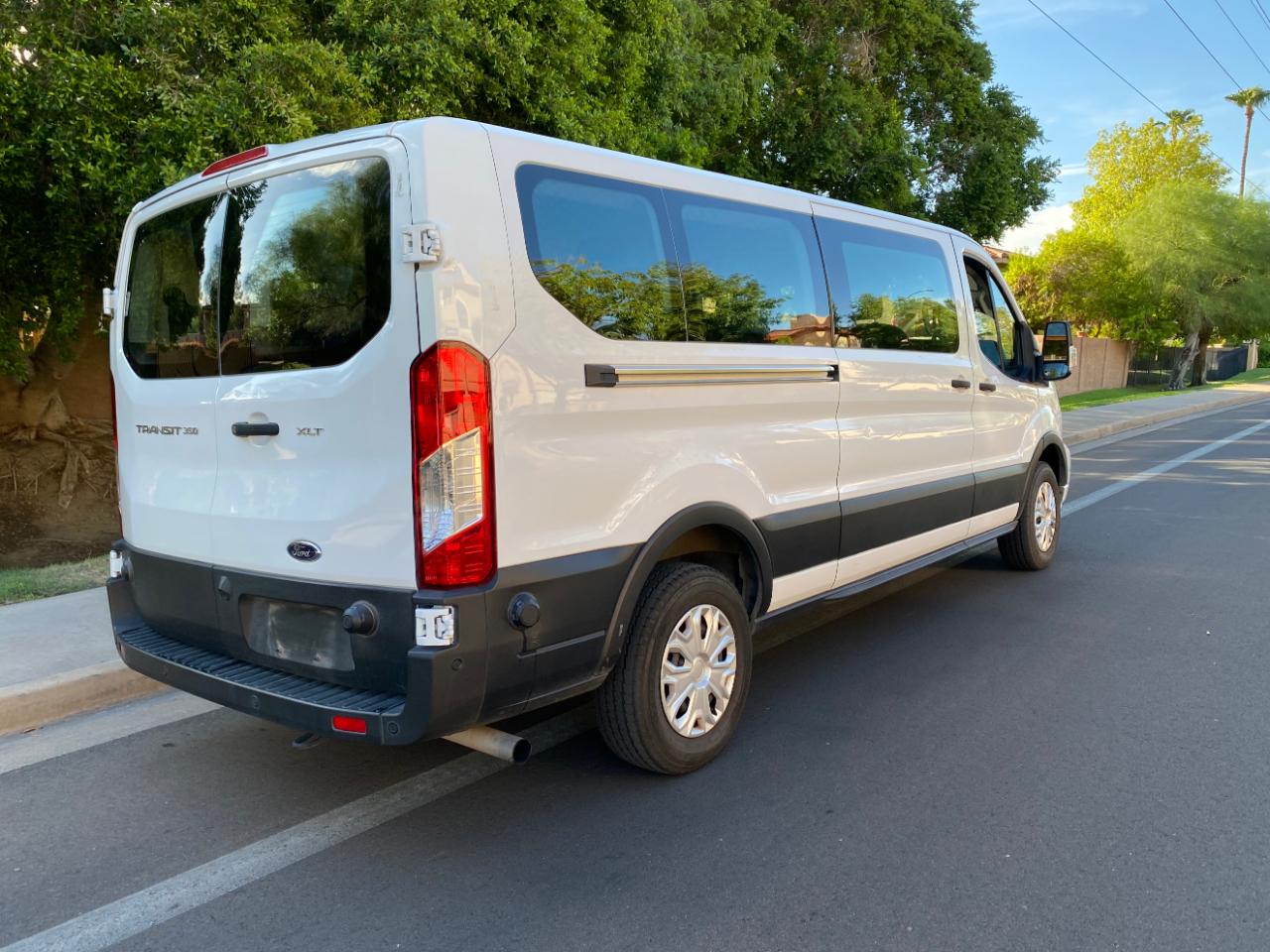 Ford Transit Passenger Wagon T-350 148" Low Roof XLT RWD 2024