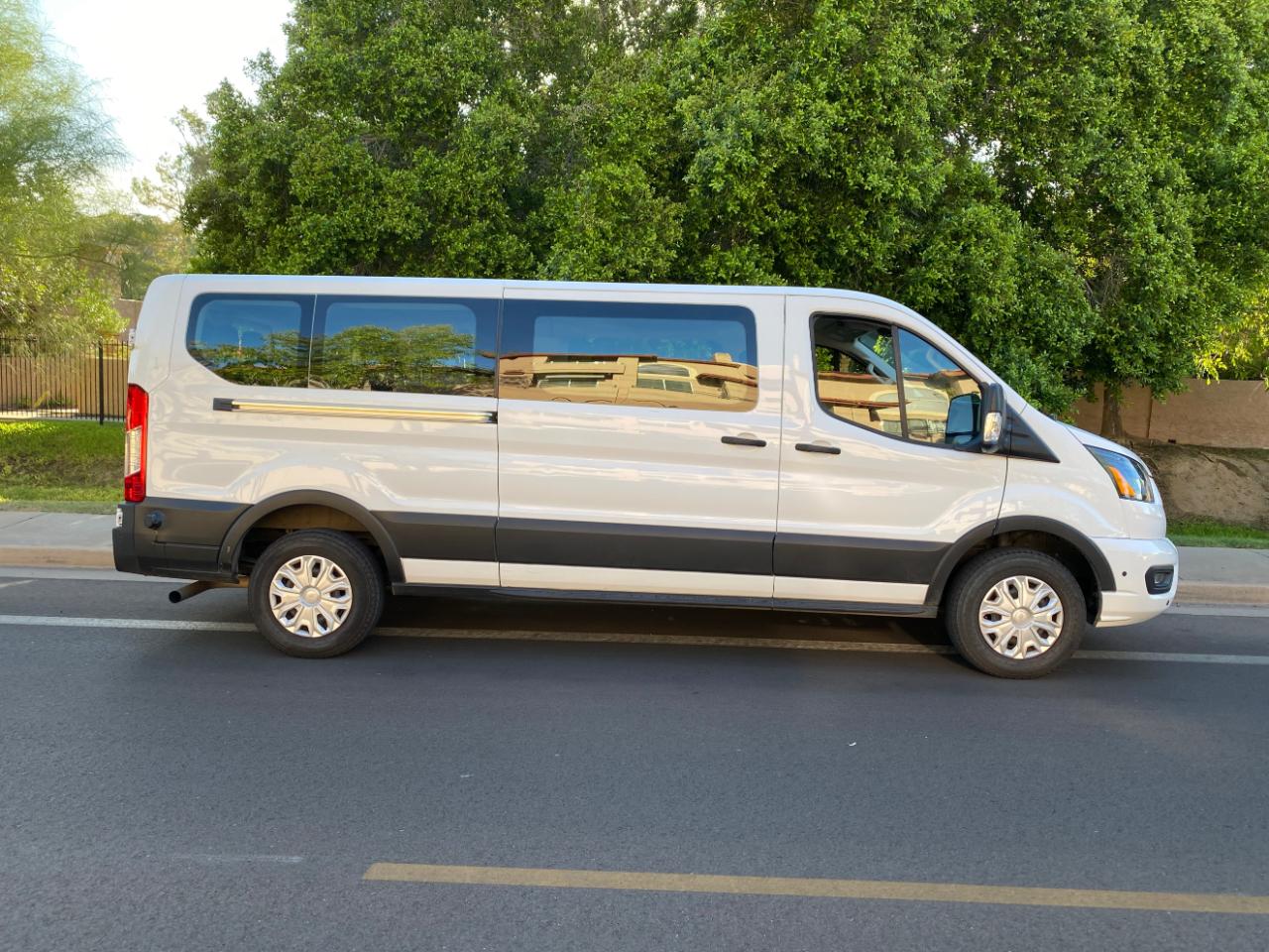 Ford Transit Passenger Wagon T-350 148" Low Roof XLT RWD 2024