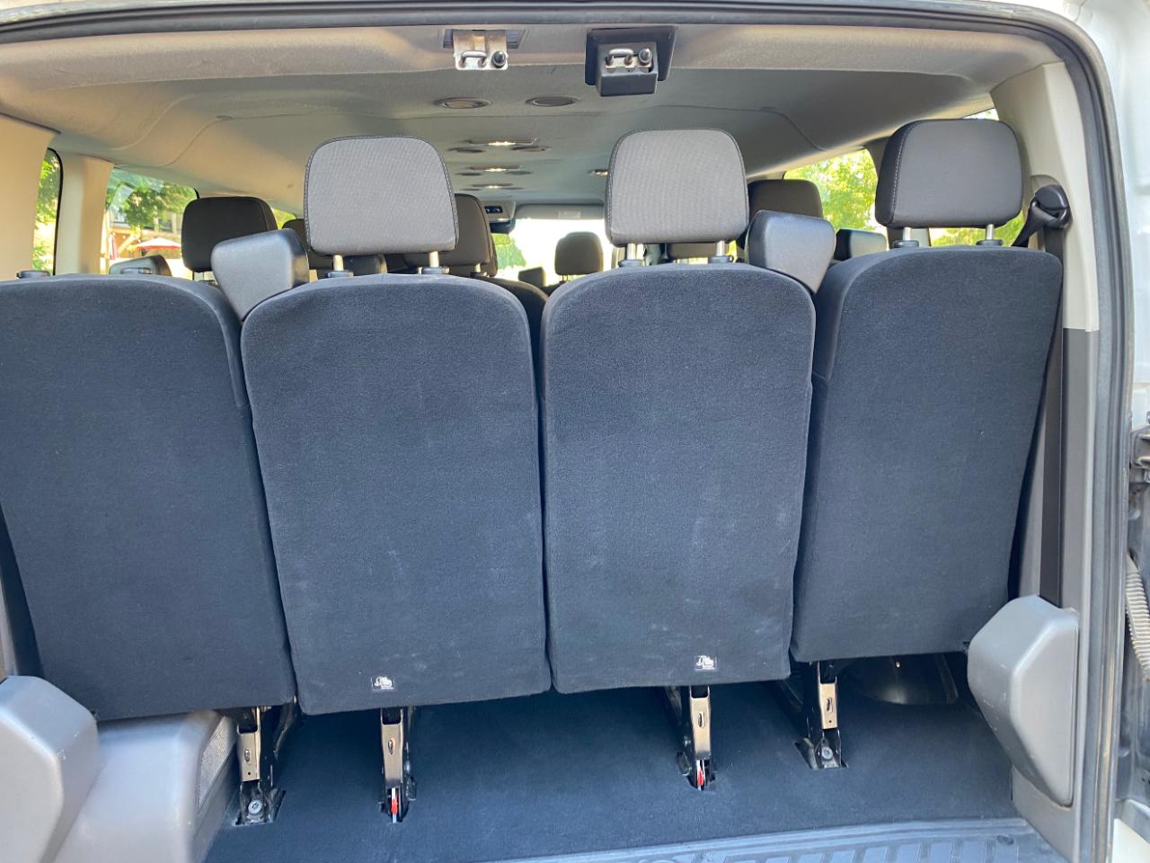 Ford Transit Passenger Wagon T-350 148" Low Roof XLT RWD 2024