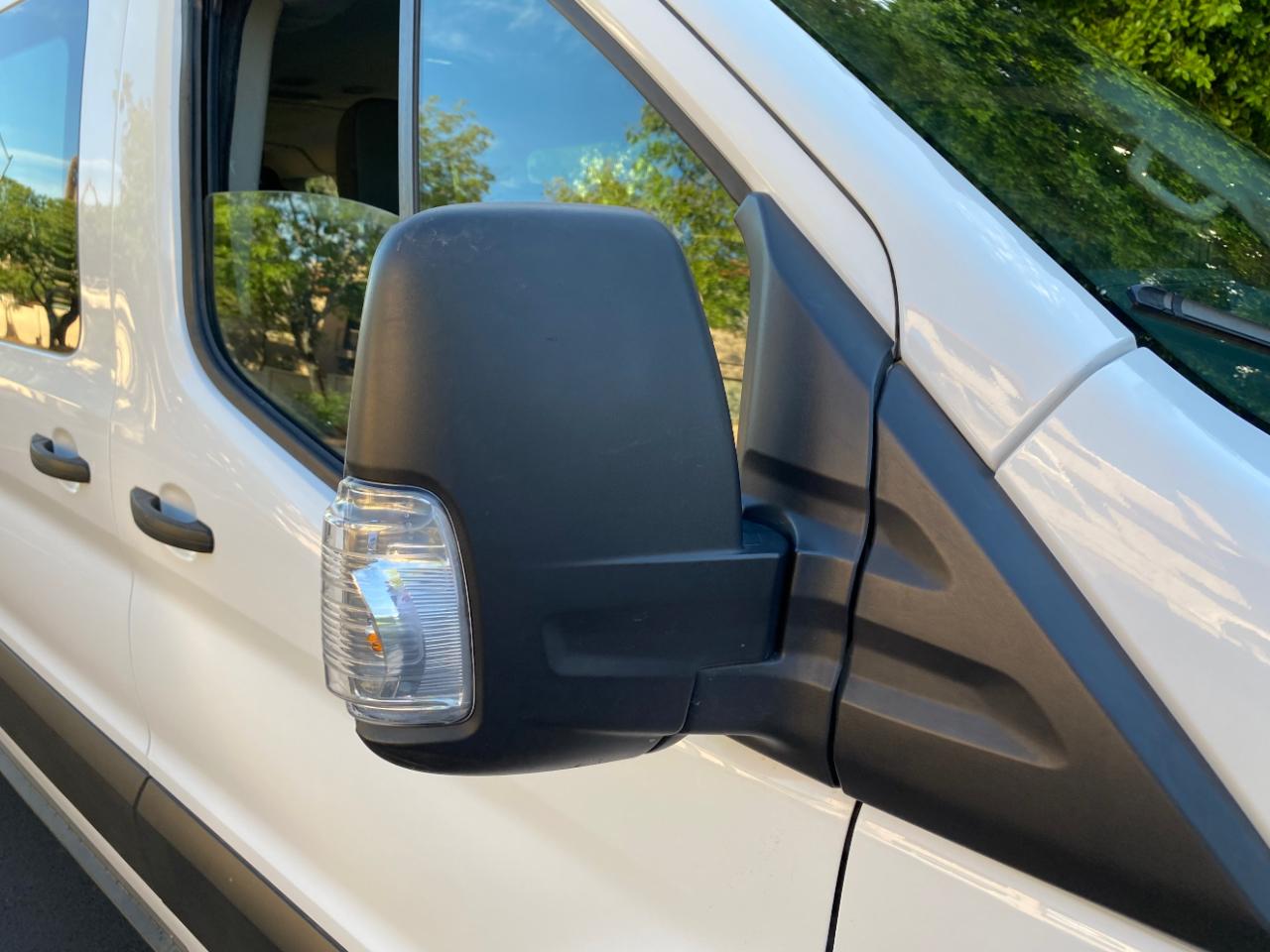 Ford Transit Passenger Wagon T-350 148" Low Roof XLT RWD 2024