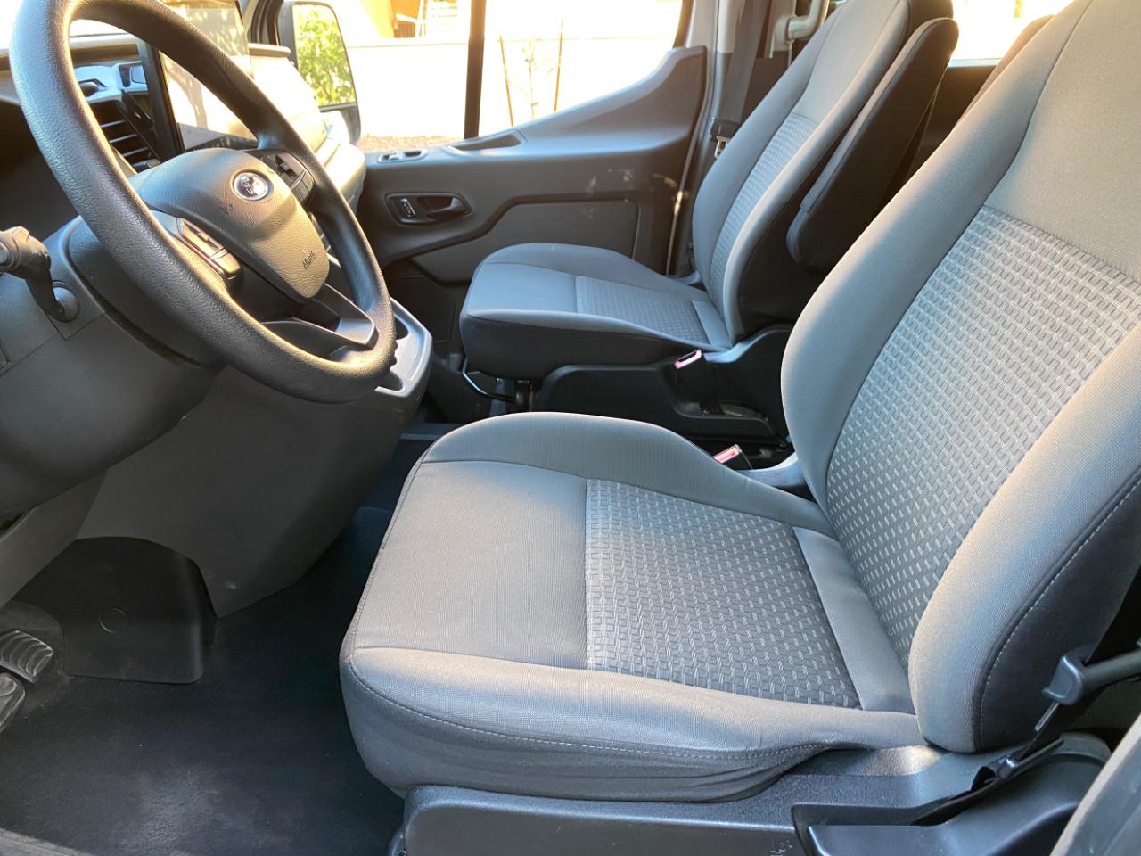Ford Transit Passenger Wagon T-350 148" Low Roof XLT RWD 2024