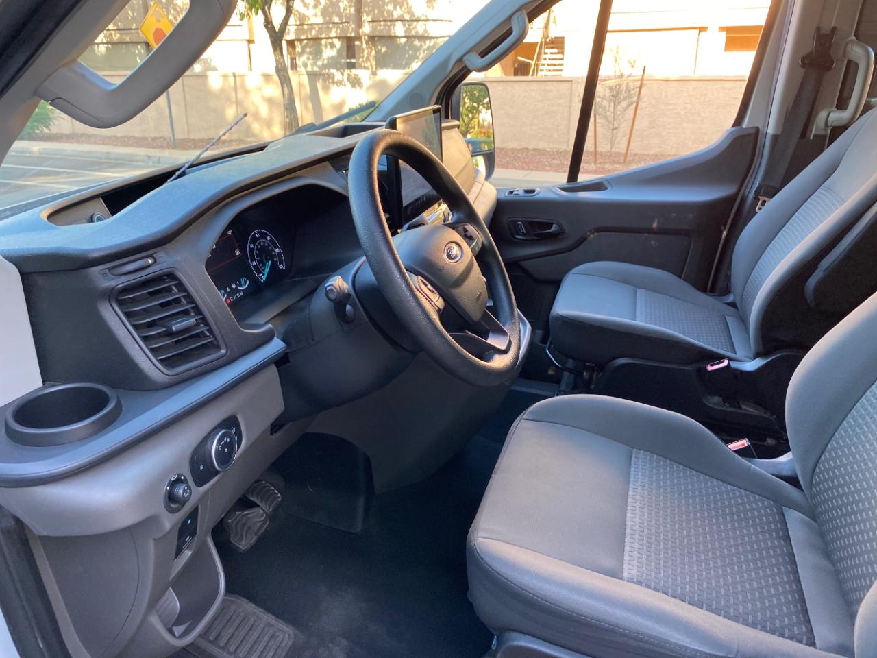 Ford Transit Passenger Wagon T-350 148" Low Roof XLT RWD 2024