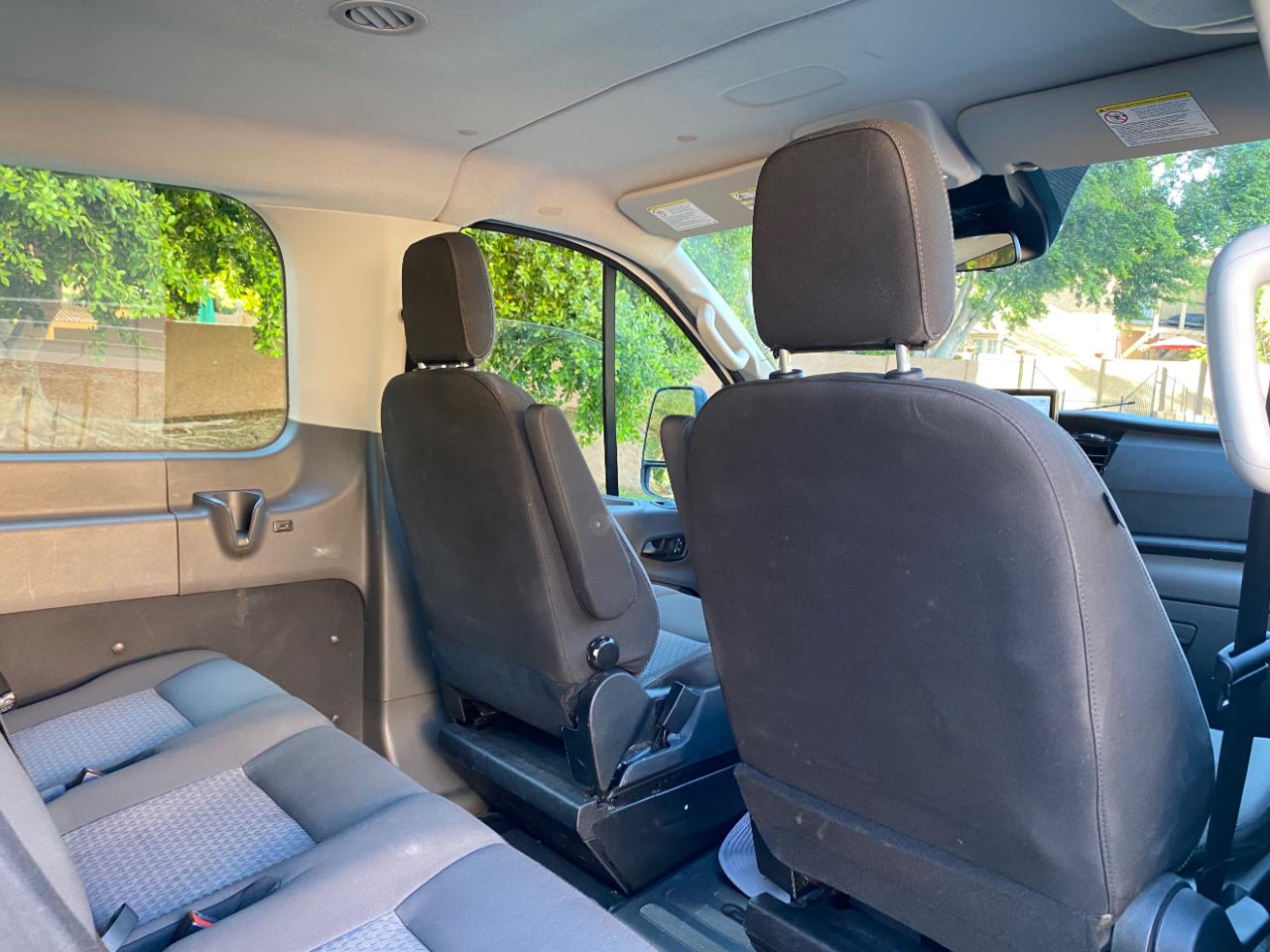 Ford Transit Passenger Wagon T-350 148" Low Roof XLT RWD 2024