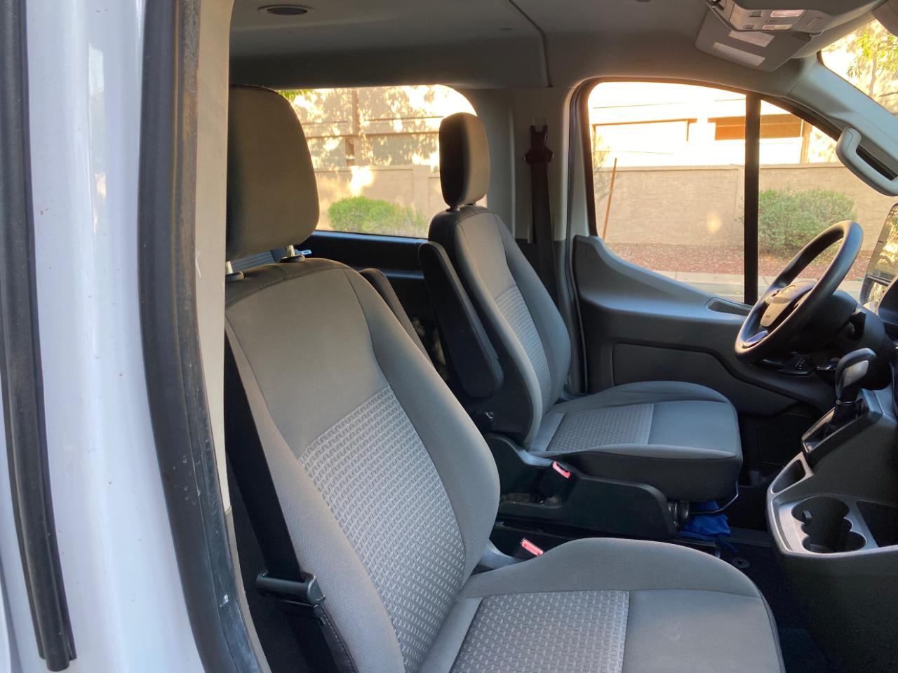 Ford Transit Passenger Wagon T-350 148" Low Roof XLT RWD 2024
