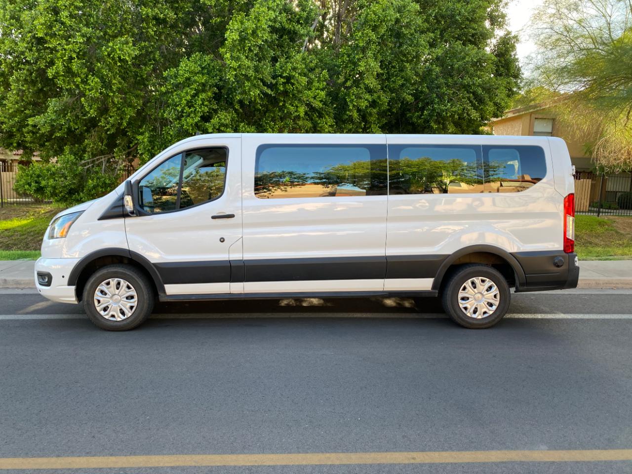 Ford Transit Passenger Wagon T-350 148" Low Roof XLT RWD 2024