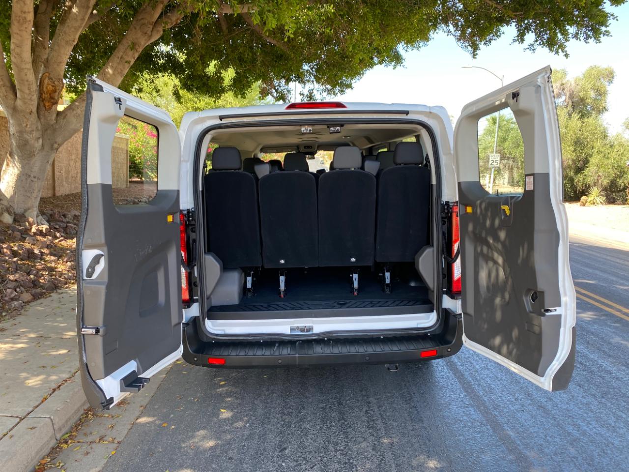 Ford Transit Passenger Wagon T-350 148" Low Roof XLT RWD 2024