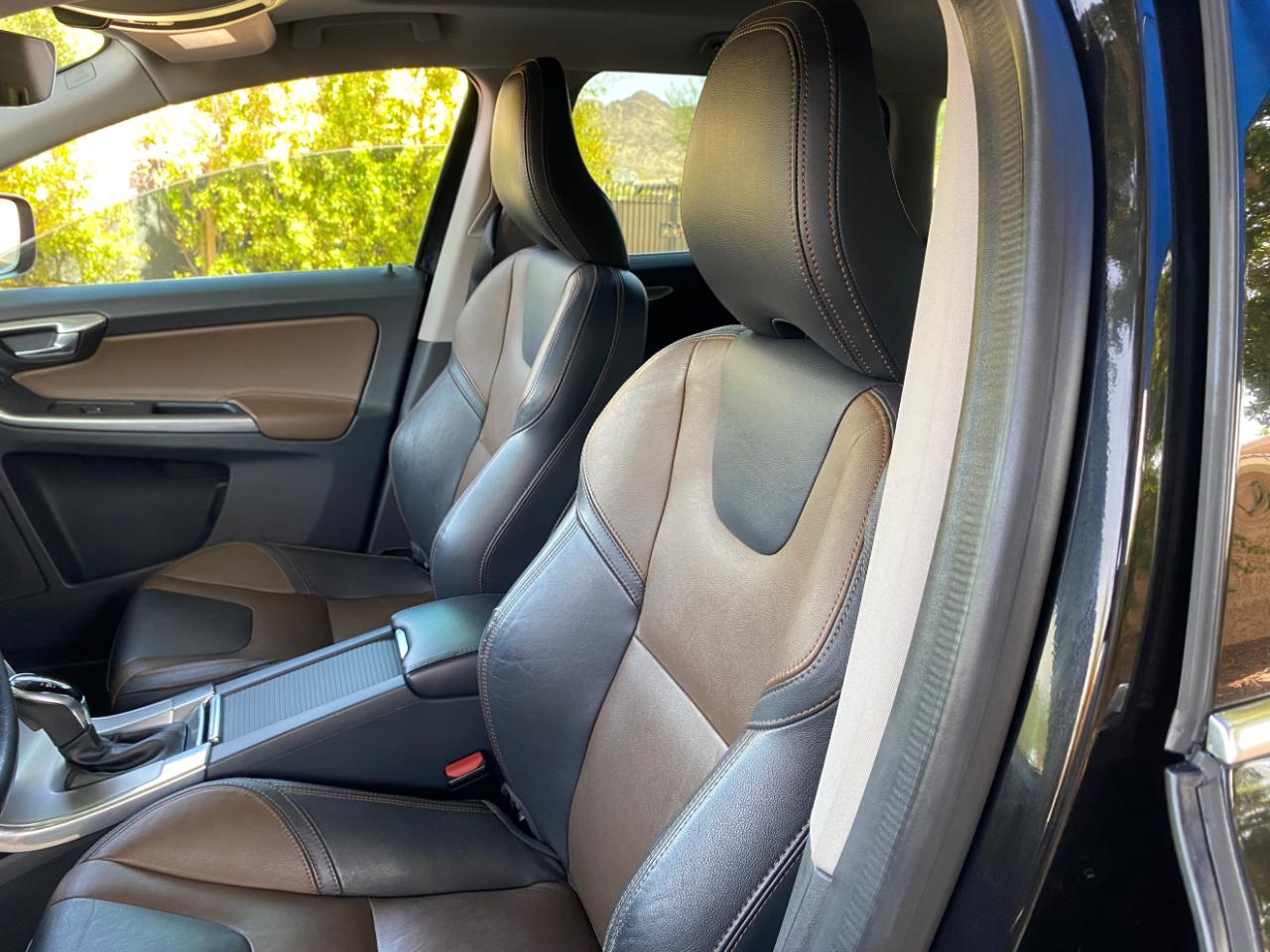 Volvo XC60 T5 FWD Dynamic 2017
