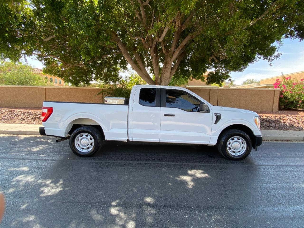 Ford F-150 XL SuperCab 2WD 2022