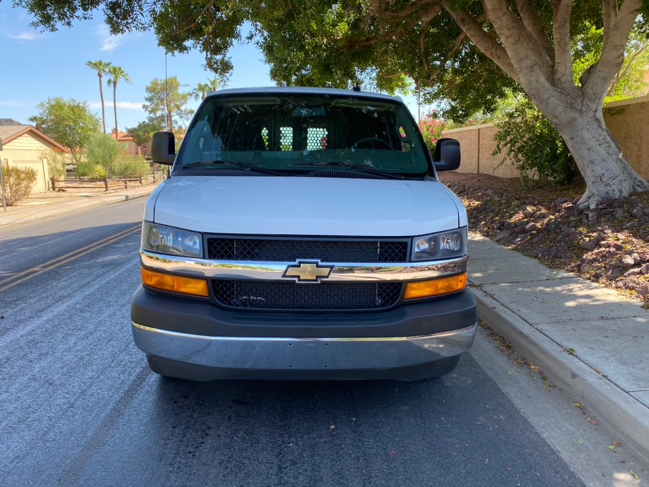 Chevrolet Express Cargo Van RWD 2500 135" 2025