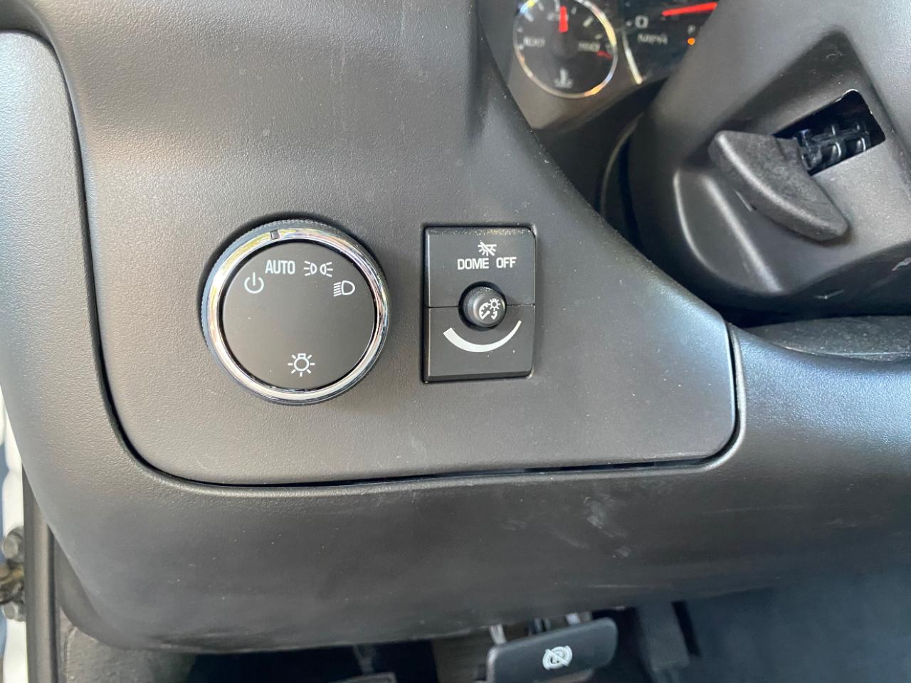 Chevrolet Express Cargo Van RWD 2500 135" 2025