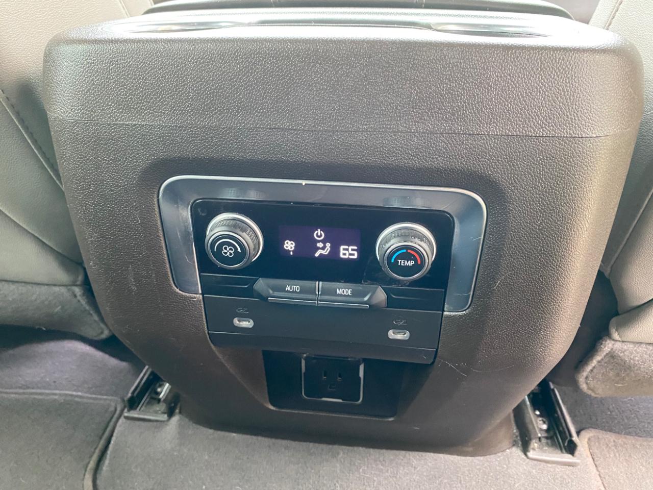 Chevrolet Tahoe 2WD 4dr LT 2022