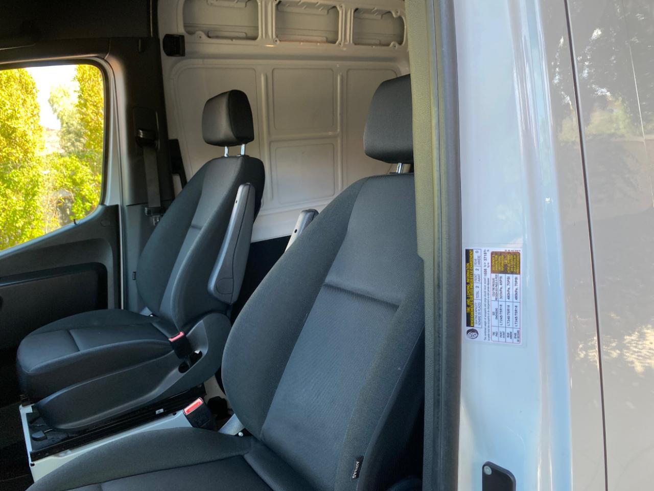 Mercedes-Benz Sprinter Cargo Van 2500 High Roof I4 Diesel 170" Extended RWD 2025