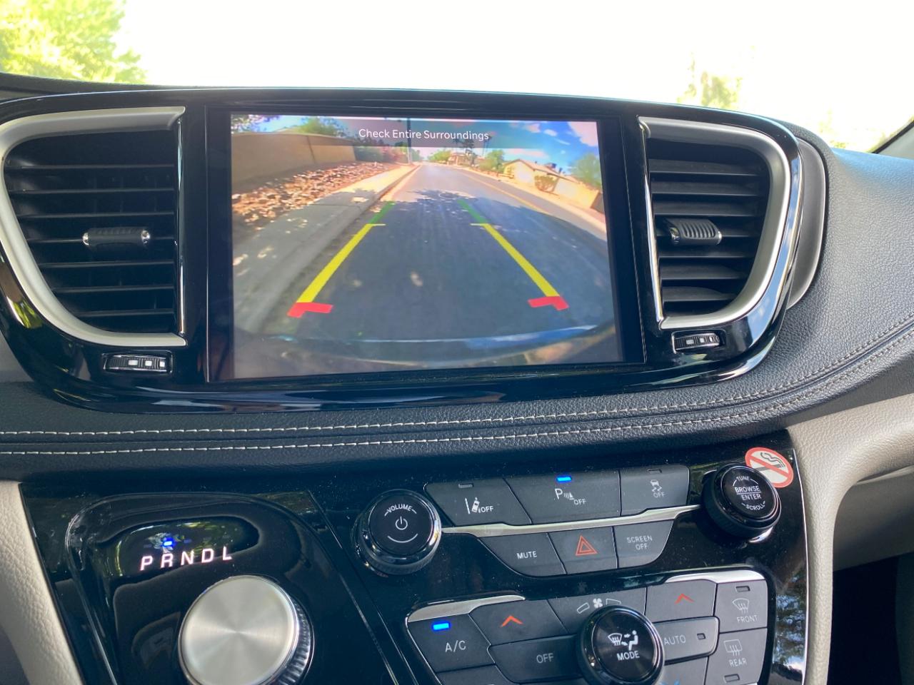 Chrysler Pacifica Hybrid Select 2024