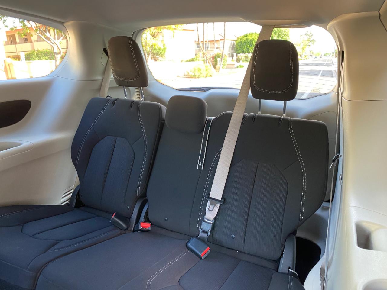Chrysler Voyager L FWD 2021