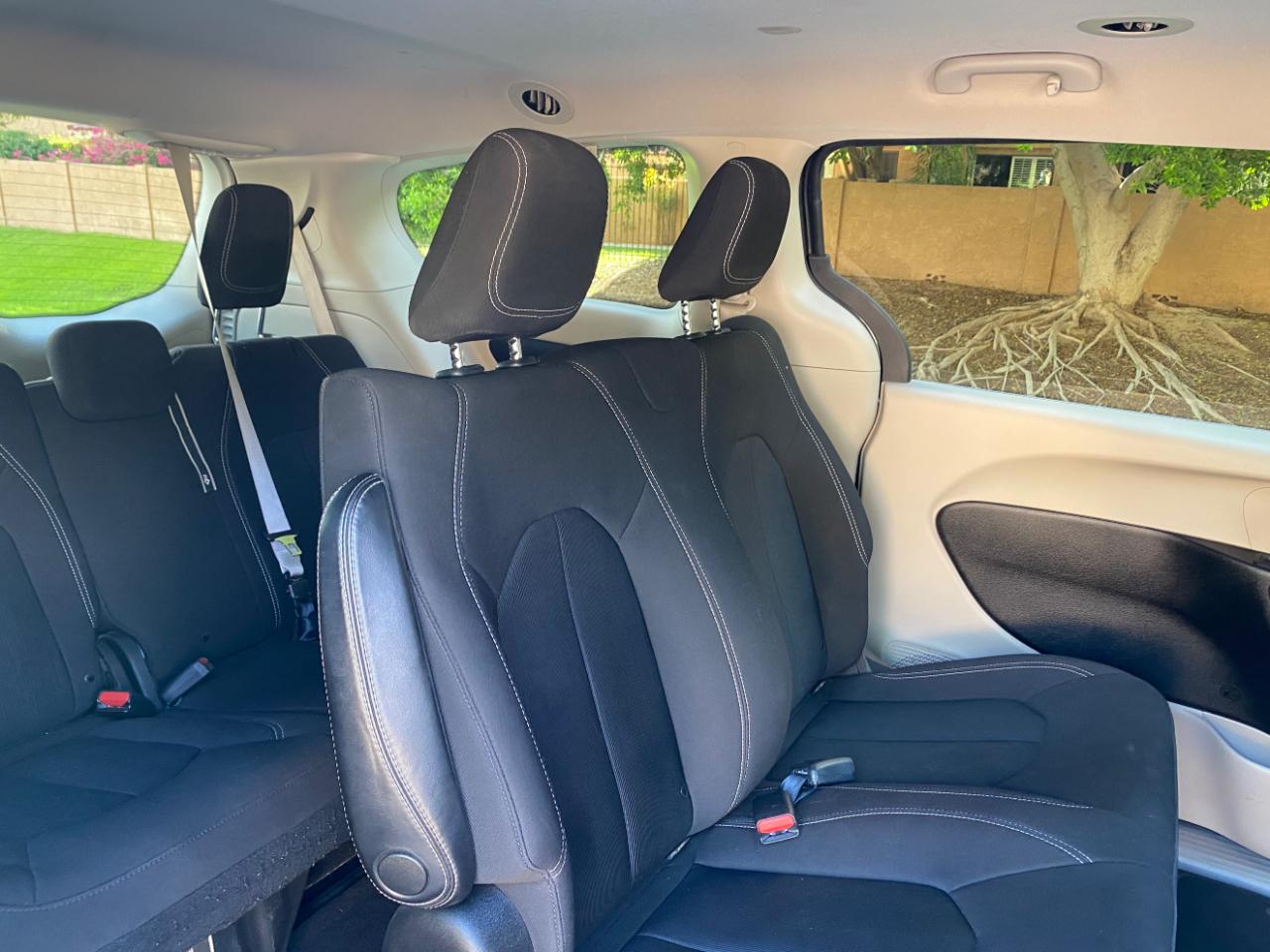 Chrysler Voyager L FWD 2021