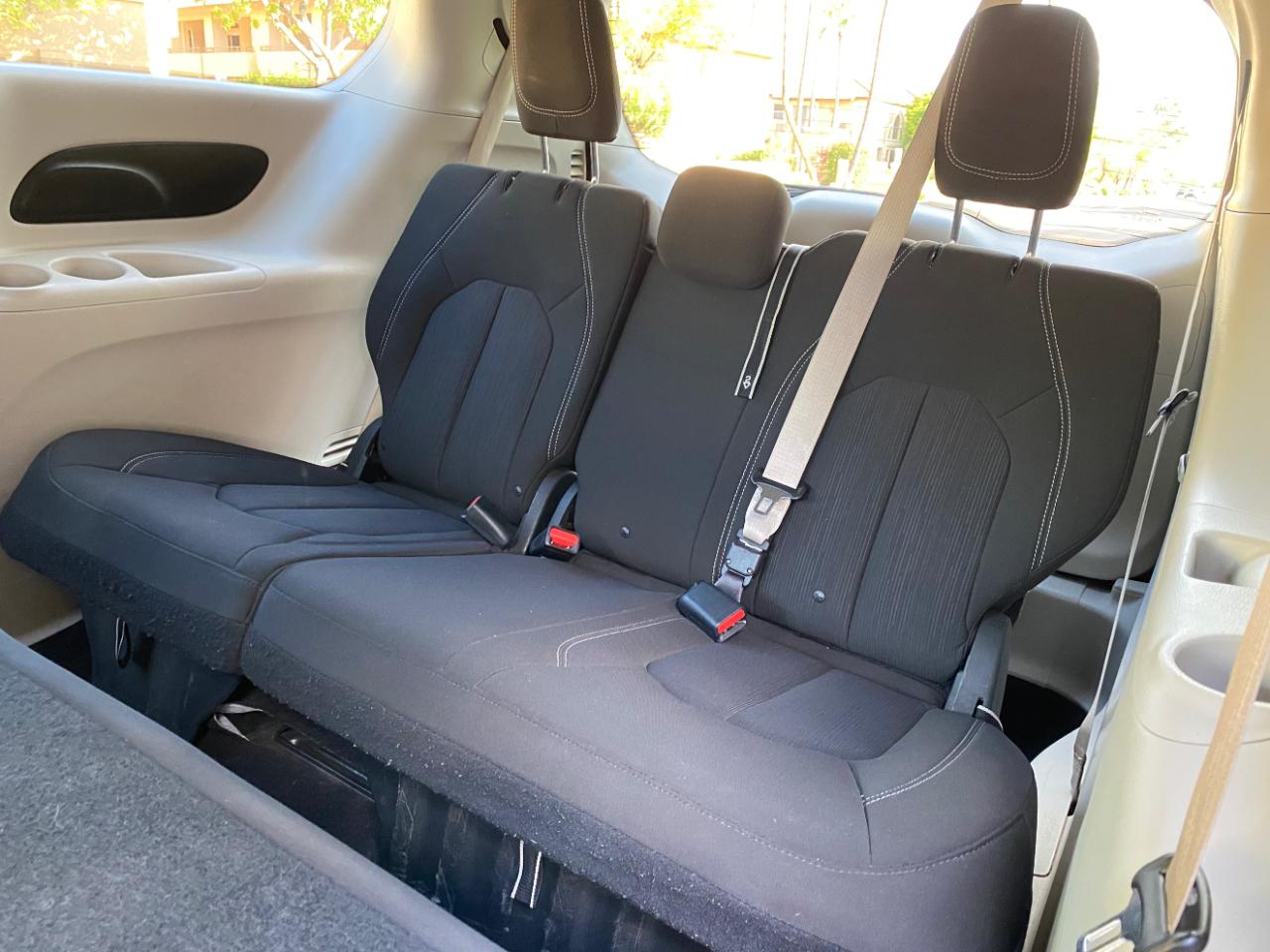 Chrysler Voyager L FWD 2021