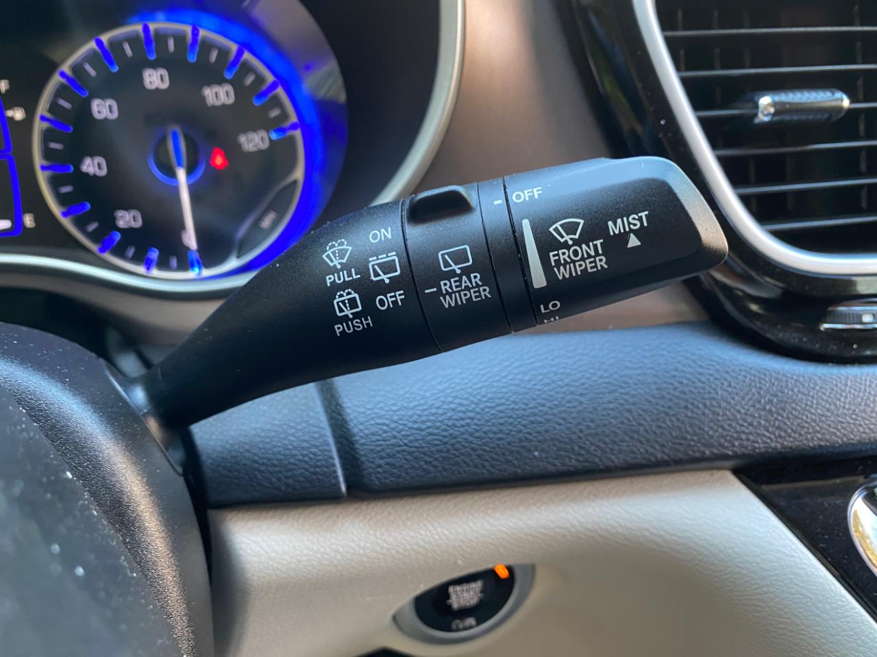 Chrysler Voyager L FWD 2021