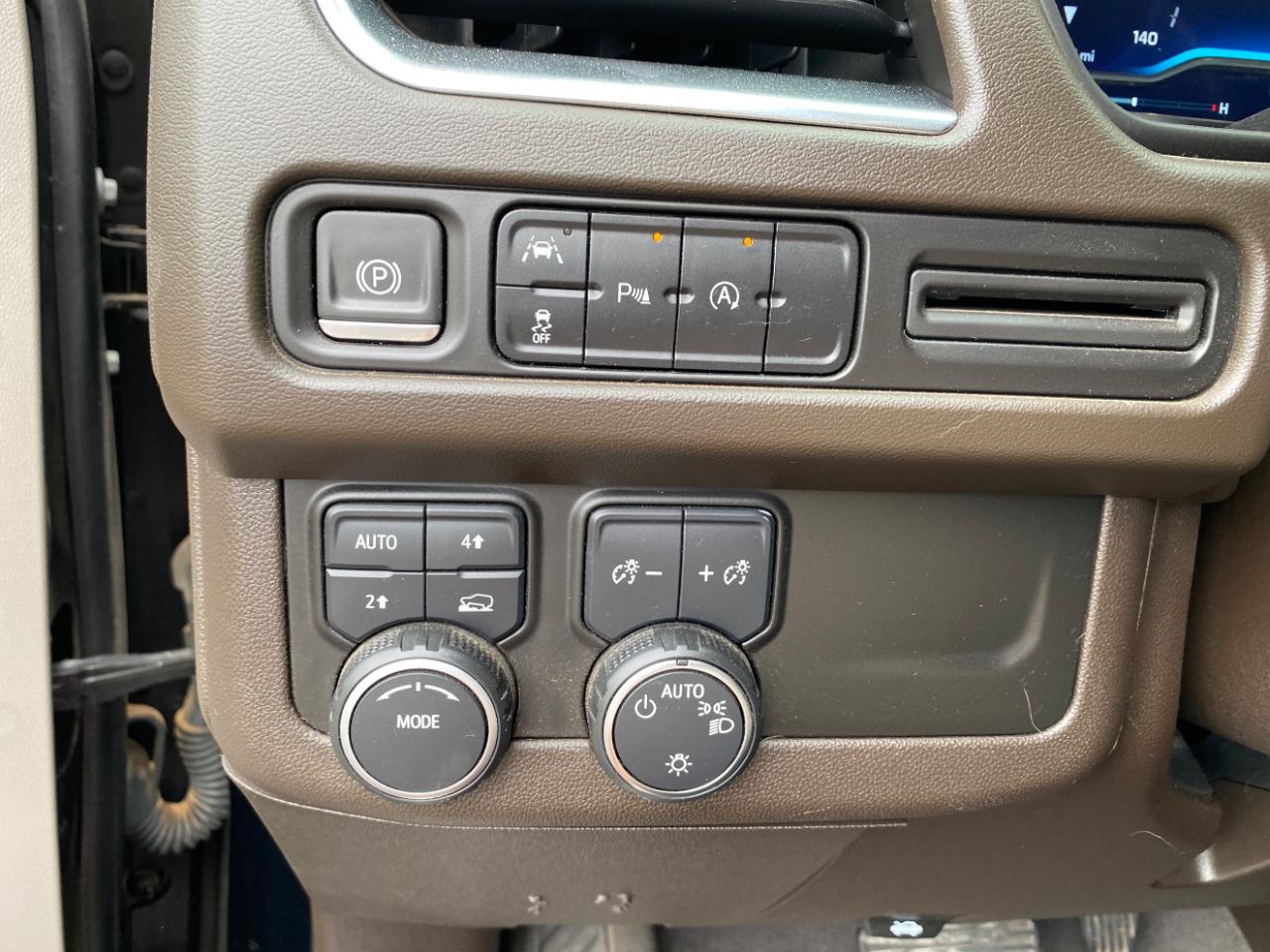 Chevrolet Tahoe 4WD 4dr LT 2023