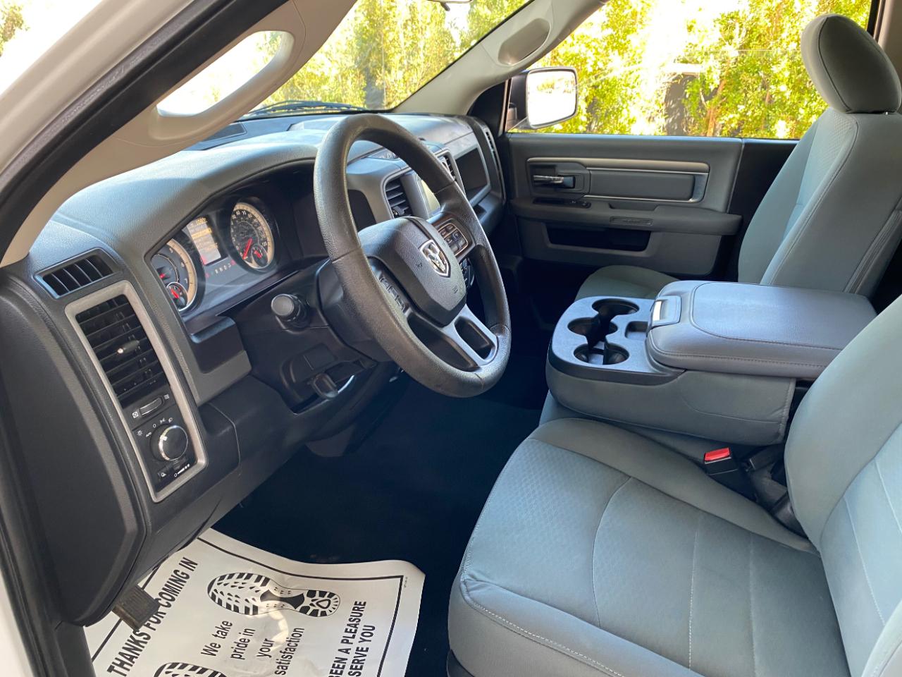 RAM 1500 Tradesman 4x2 Regular Cab 8' Box 2017