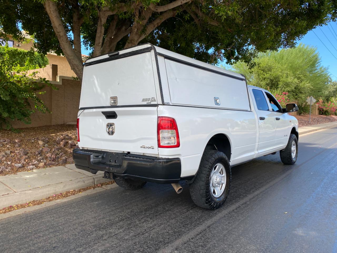 RAM 2500 Tradesman 4x4 Crew Cab 8' Box 2022