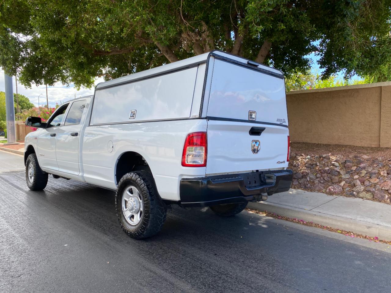 RAM 2500 Tradesman 4x4 Crew Cab 8' Box 2022