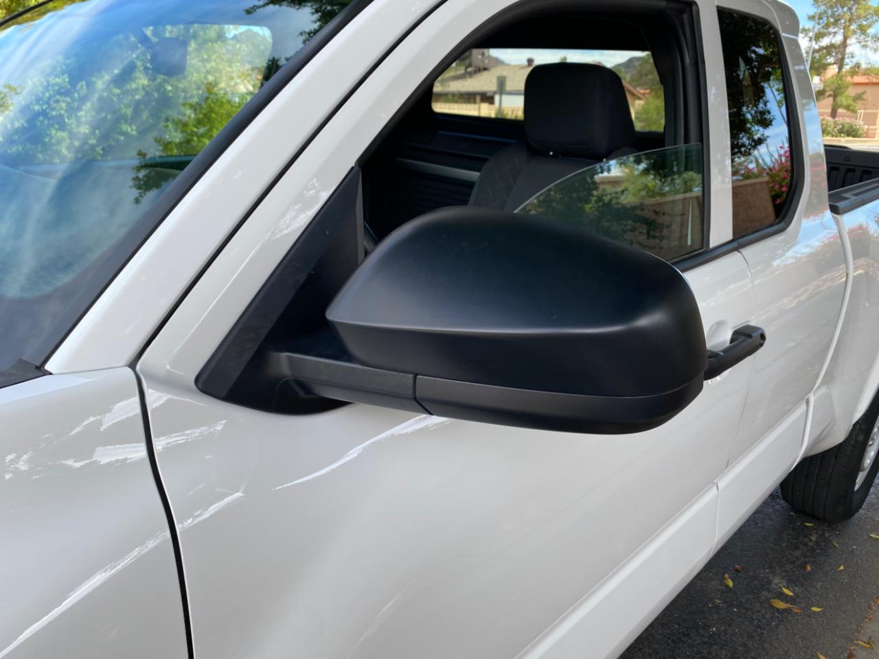 Toyota Tacoma 2WD SR XtraCab 6' Bed AT (Natl) 2026