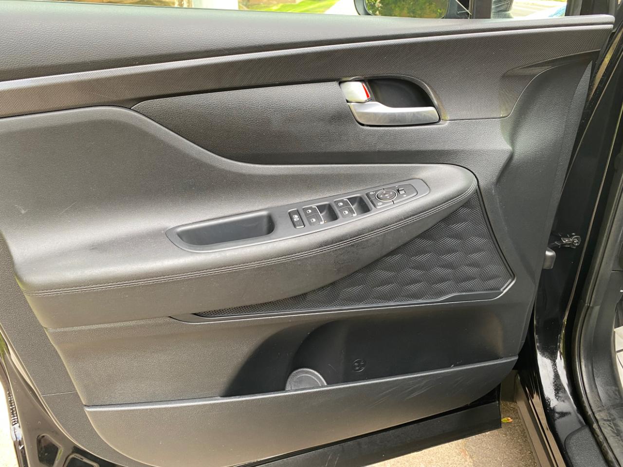 Hyundai Santa Fe SE AWD 2023