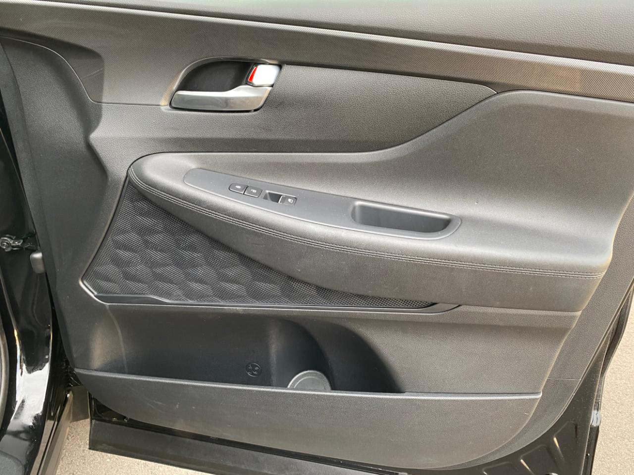 Hyundai Santa Fe SE AWD 2023