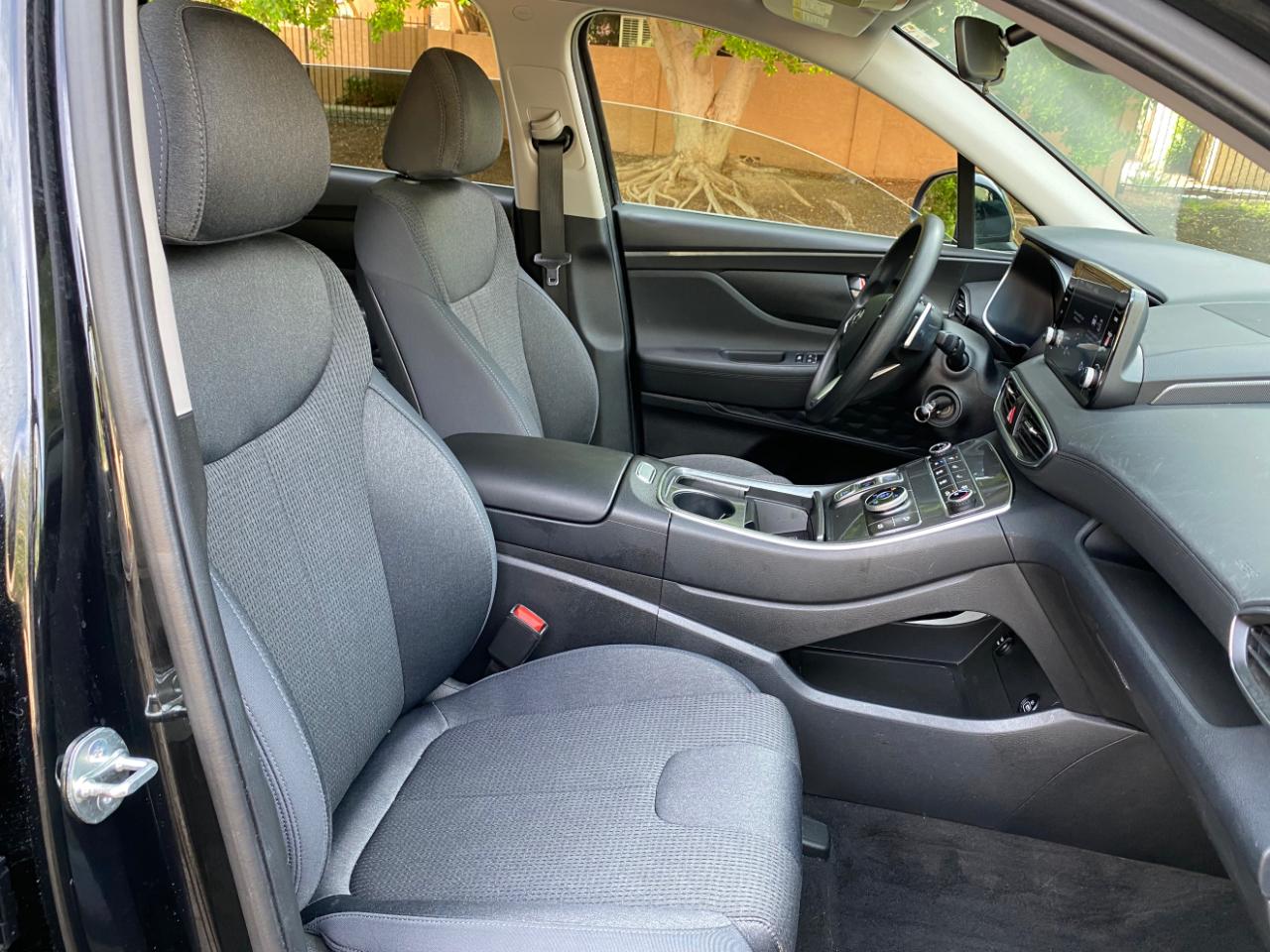 Hyundai Santa Fe SE AWD 2023