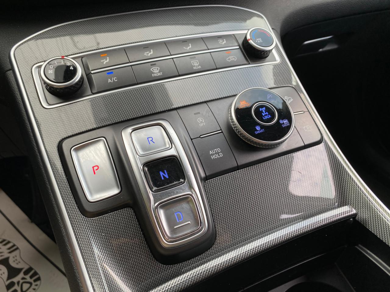 Hyundai Santa Fe SE AWD 2023