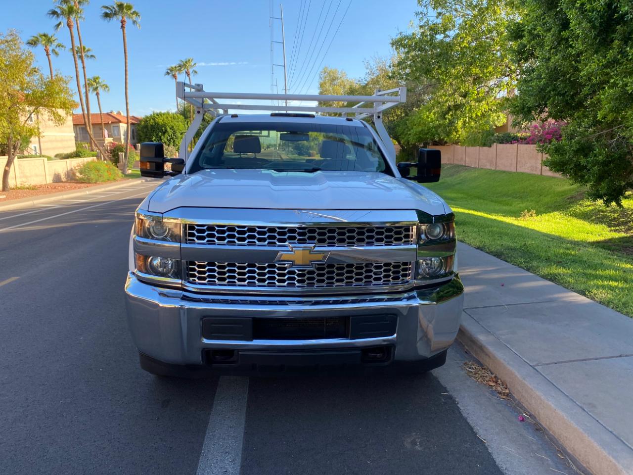 Chevrolet Silverado 3500HD CC 2WD Reg Cab 137.5" WB, 59.06" CA WT 2019