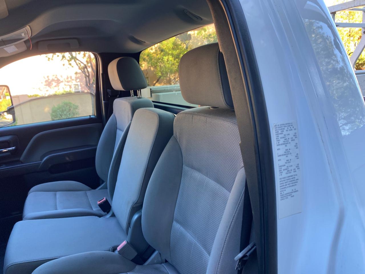 Chevrolet Silverado 3500HD CC 2WD Reg Cab 137.5" WB, 59.06" CA WT 2019