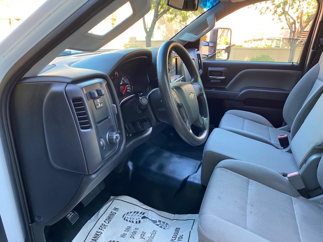 Chevrolet Silverado 3500HD CC 2WD Reg Cab 137.5" WB, 59.06" CA WT 2019