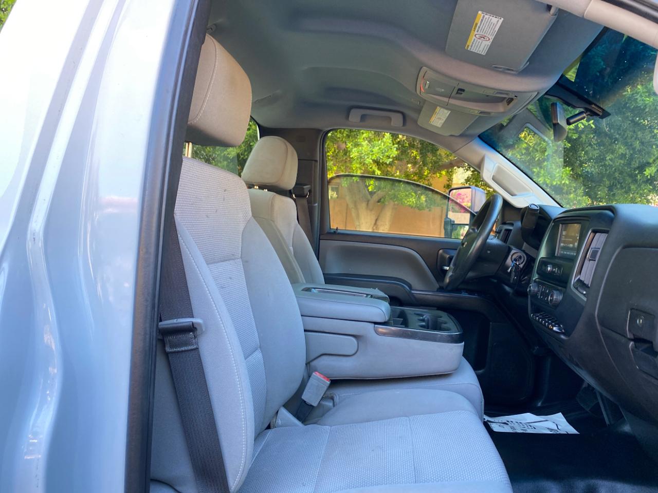 Chevrolet Silverado 3500HD CC 2WD Reg Cab 137.5" WB, 59.06" CA WT 2019
