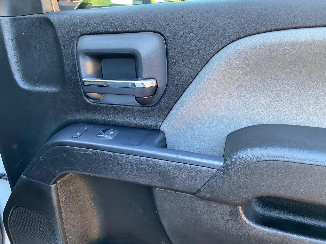 Chevrolet Silverado 3500HD CC 2WD Reg Cab 137.5" WB, 59.06" CA WT 2019