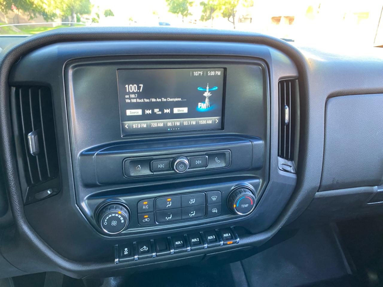 Chevrolet Silverado 3500HD CC 2WD Reg Cab 137.5" WB, 59.06" CA WT 2019