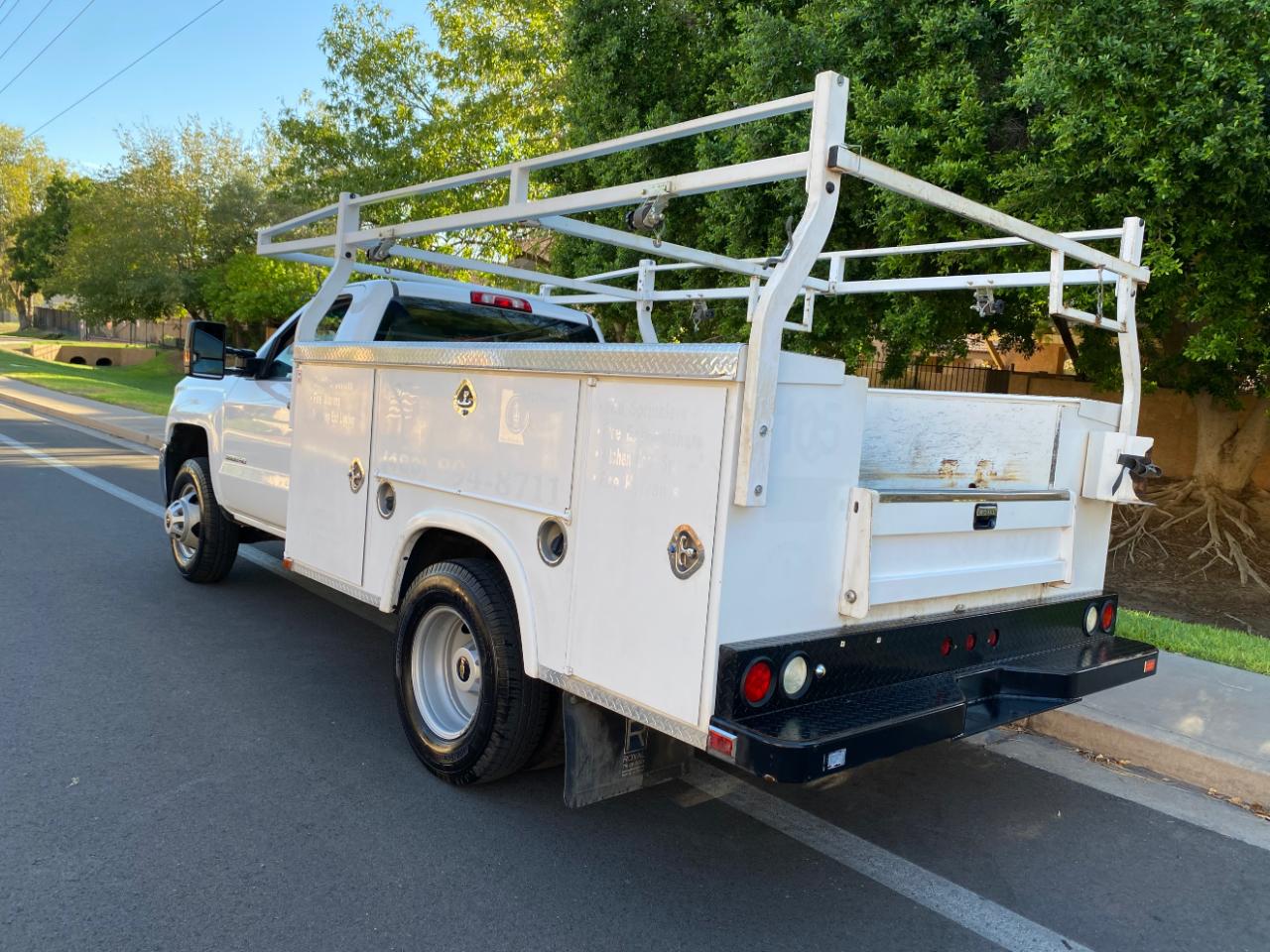 Chevrolet Silverado 3500HD CC 2WD Reg Cab 137.5" WB, 59.06" CA WT 2019