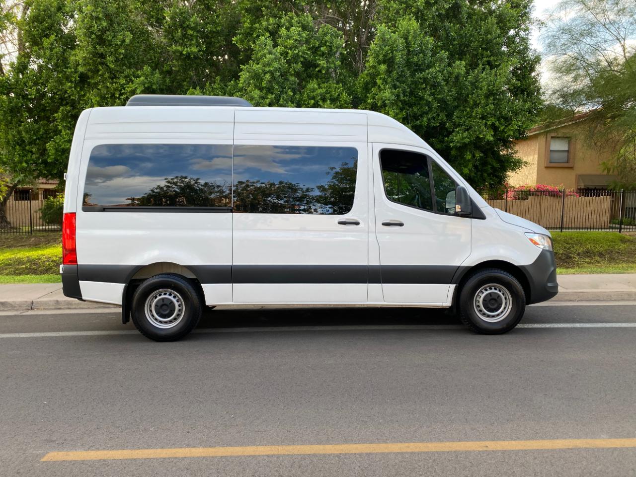 Mercedes-Benz Sprinter Passenger Van 2500 Standard Roof I4 Diesel 144" RWD 2024