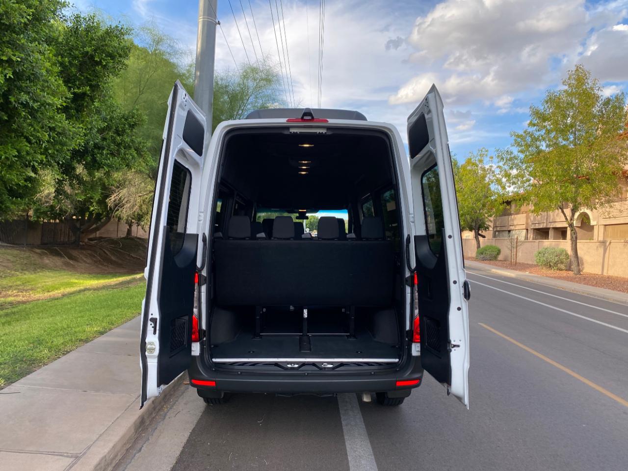 Mercedes-Benz Sprinter Passenger Van 2500 Standard Roof I4 Diesel 144" RWD 2024