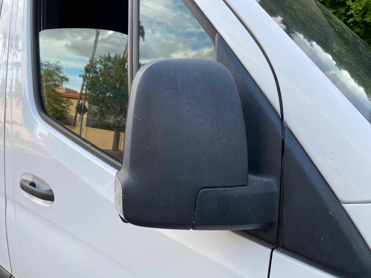 Mercedes-Benz Sprinter Passenger Van 2500 Standard Roof I4 Diesel 144" RWD 2024