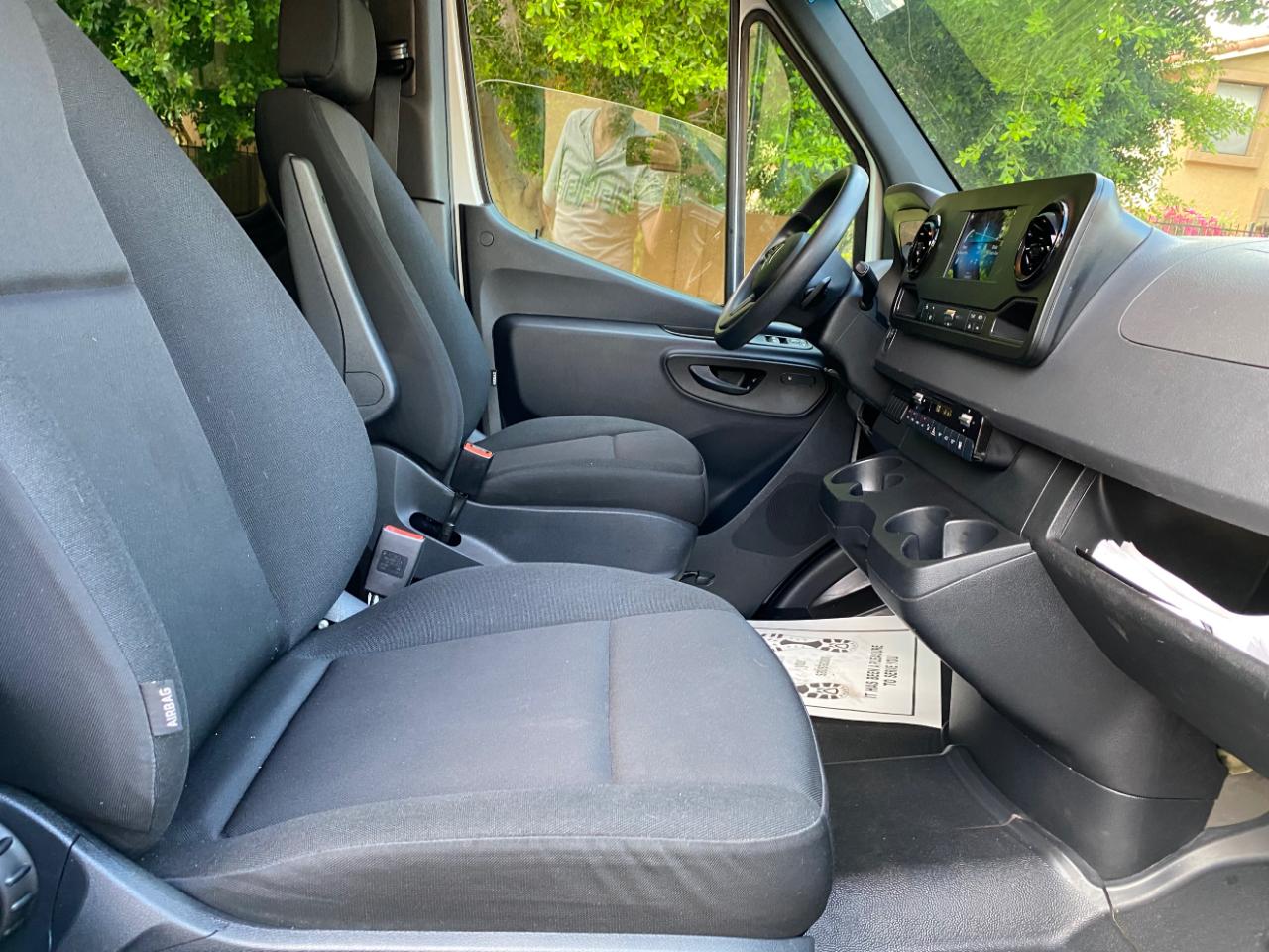 Mercedes-Benz Sprinter Passenger Van 2500 Standard Roof I4 Diesel 144" RWD 2024
