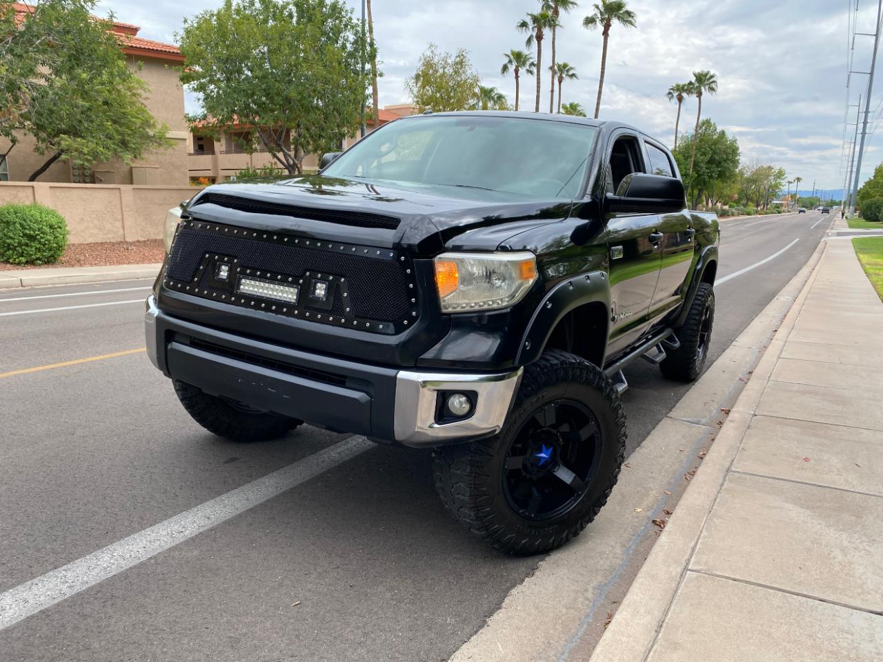 Toyota Tundra 2WD Truck CrewMax 5.7L V8 6-Spd AT SR5 (Natl) 2014