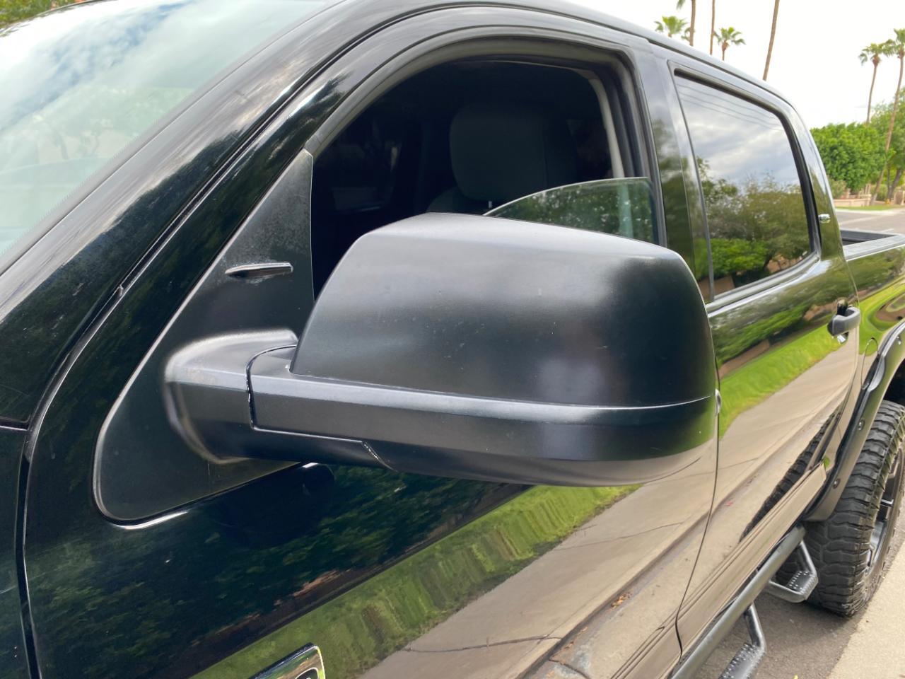 Toyota Tundra 2WD Truck CrewMax 5.7L V8 6-Spd AT SR5 (Natl) 2014