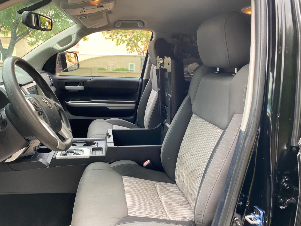 Toyota Tundra 2WD Truck CrewMax 5.7L V8 6-Spd AT SR5 (Natl) 2014