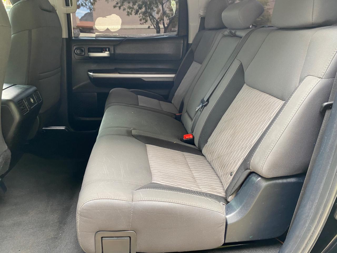 Toyota Tundra 2WD Truck CrewMax 5.7L V8 6-Spd AT SR5 (Natl) 2014