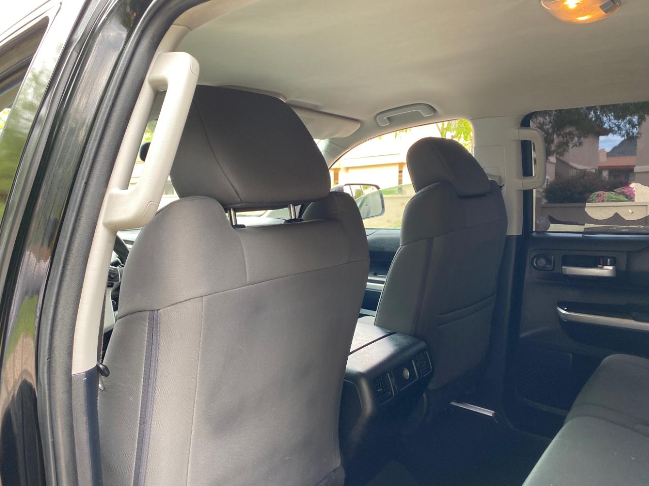 Toyota Tundra 2WD Truck CrewMax 5.7L V8 6-Spd AT SR5 (Natl) 2014