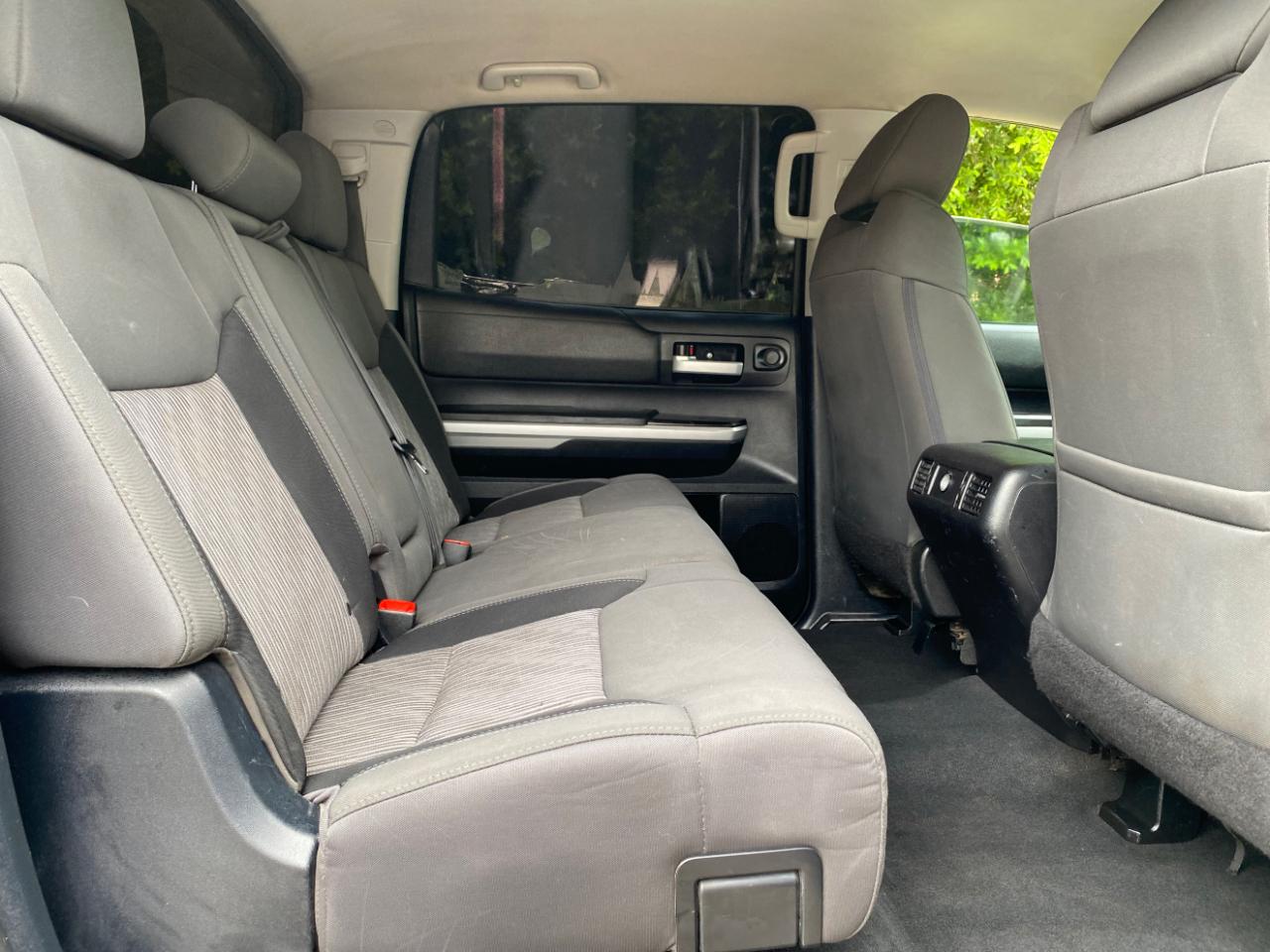 Toyota Tundra 2WD Truck CrewMax 5.7L V8 6-Spd AT SR5 (Natl) 2014